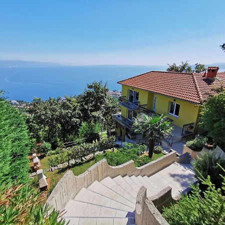 Apartment Delost Lovran Εξωτερικό φωτογραφία