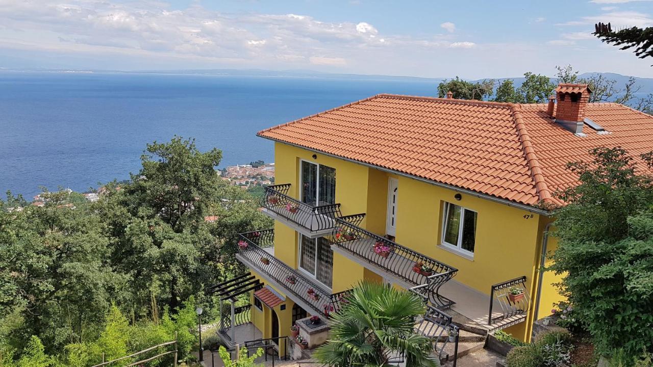 Apartment Delost Lovran Εξωτερικό φωτογραφία