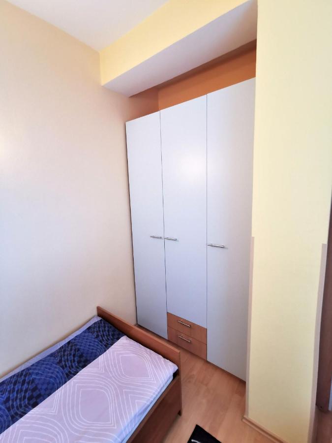 Apartment Delost Lovran Εξωτερικό φωτογραφία