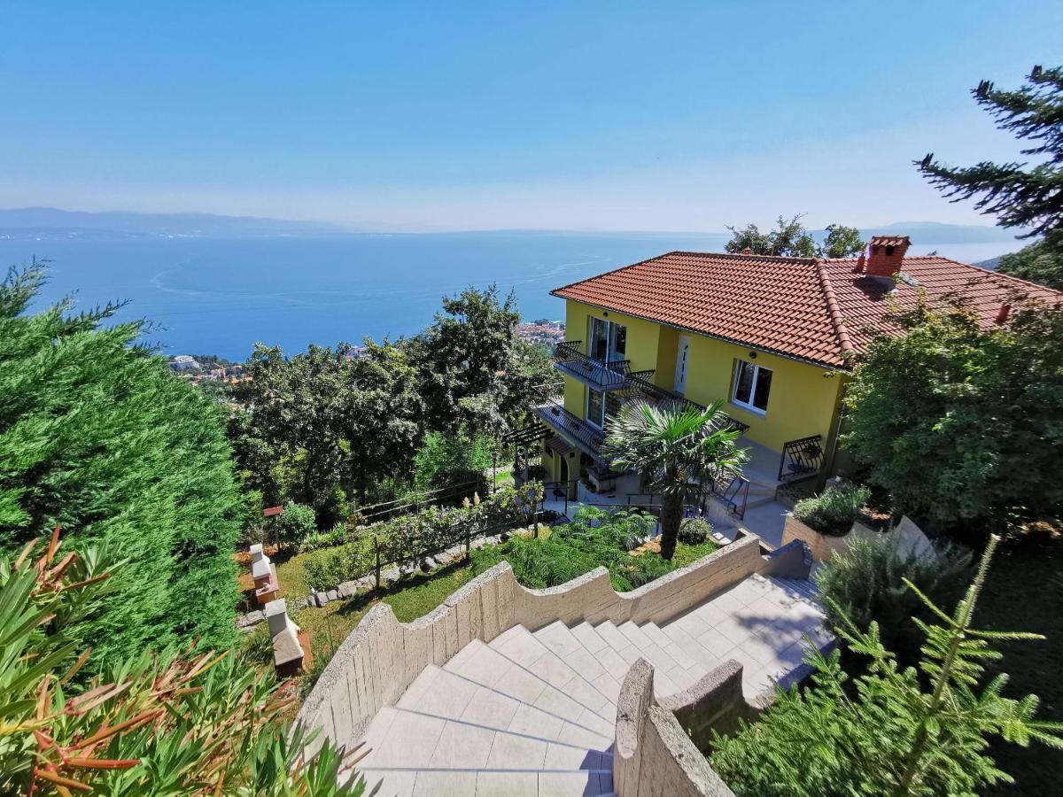 Apartment Delost Lovran Εξωτερικό φωτογραφία